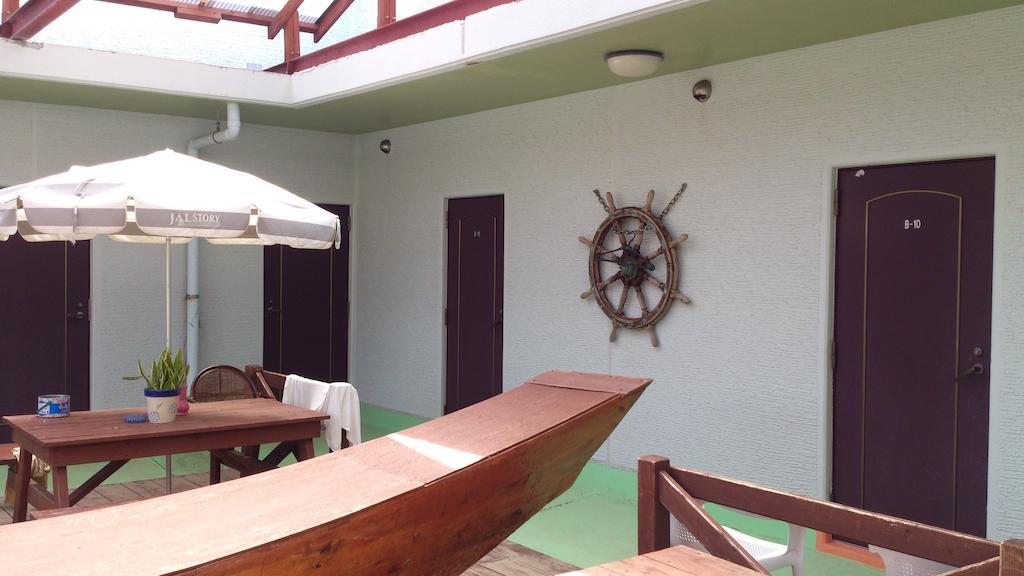 Patio House Reef Hotel Замами Екстериор снимка
